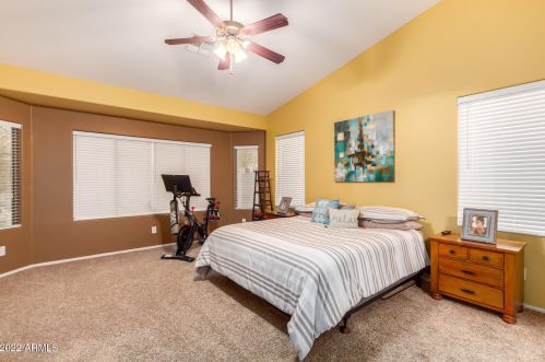 3890 Ashley Dr, Chandler AZ 85249-5261 exterior