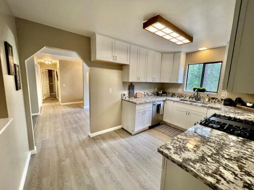 10683 Alta Sierra Dr, Grass Valley CA  95949-6847 exterior