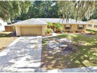 226 Van Gogh Cir, Brandon, FL 33511-7428