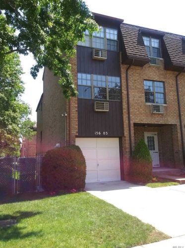 156-03 77th St, Jamaica, NY 11414-1033