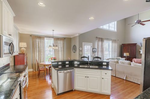 150 Ridge Top Rd, Lexington, SC 29072-7130