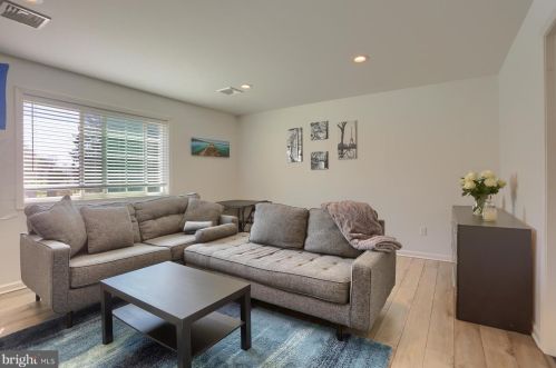 404 Coover St, Navy Sup Dpt PA  17055-4225 exterior