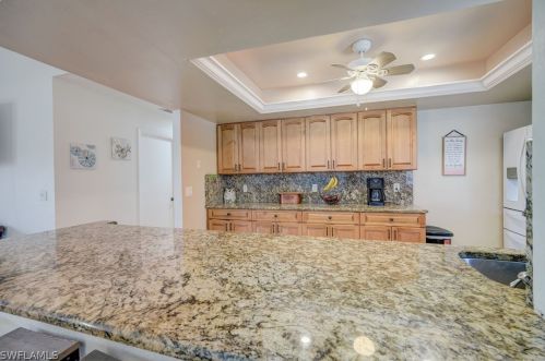 230 43rd Ter, Cape Coral FL  33904-8425 exterior