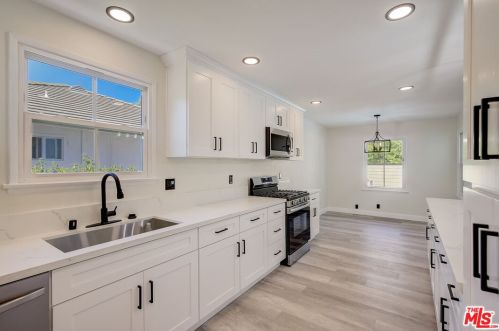 130 La Plaza Dr, La Habra CA  90631-4446 exterior