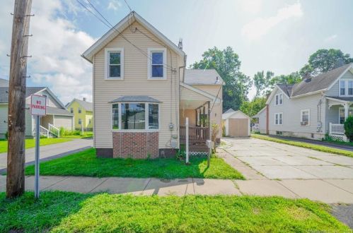 6 Dean Ave, East Windsor, CT 06088-9673