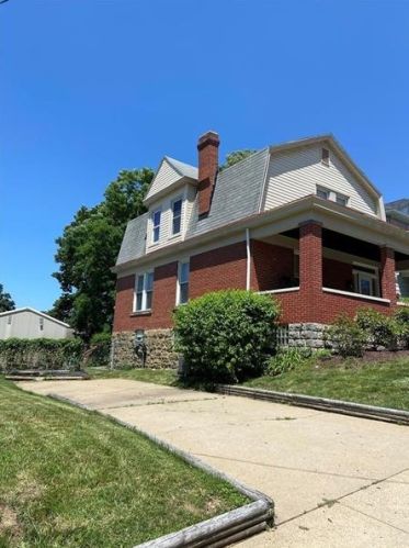 2304 Palm Beach Ave, Pittsburgh, PA 15216-3422