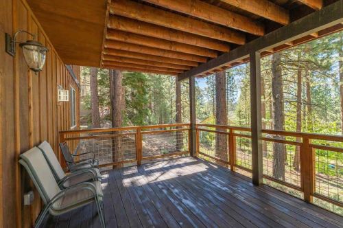 11639 Rocky Ln, Truckee CA  96161-4933 exterior