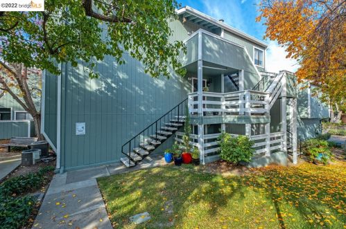 1160 Maywood Ln, Pacheco, CA 94553-4170