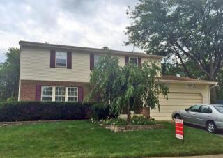 2111 Rosalie Cir, Columbus, OH 43235-2025