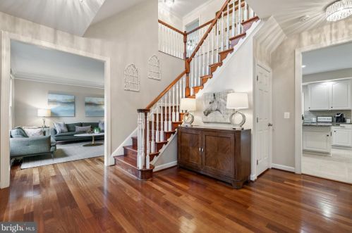 14829 Cox Creek Ct, Haymarket VA  20169-2626 exterior