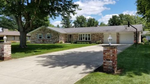 2428 Melody Ln, Anderson, IN 46012-1939