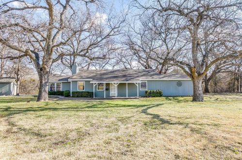 875 Tanglewood Dr, Weatherford, TX 76087-8141
