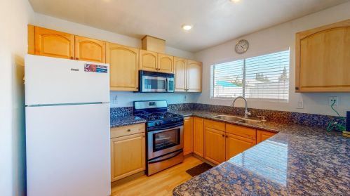 469 Lincoln Ave, El Cajon, CA 92020-4767