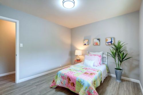 587 Baywood Ave, San Jose CA 95128-3102 exterior