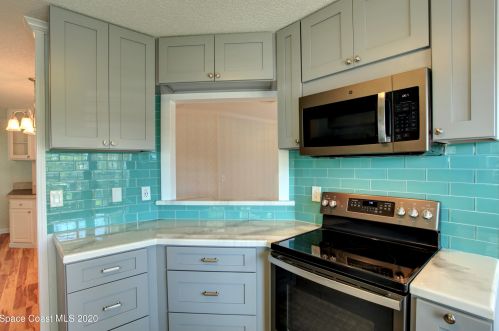 620 Puffin Dr, Sebastian FL  32976-7803 exterior
