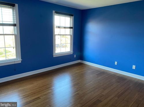 2123 Basswood Dr, Miquon PA 19444-2328 exterior