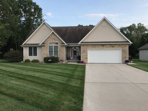294 Evergreen Dr, Inwood, IN 46563-7952