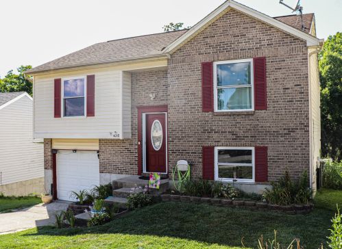 4068 Woodchase Dr, Covington, KY 41018-2896