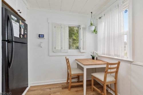 127 Lincoln Ave, Roselle Park NJ  07204-1705 exterior