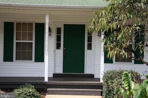 3968 Edwards Dr, Owens, VA 22485-5590