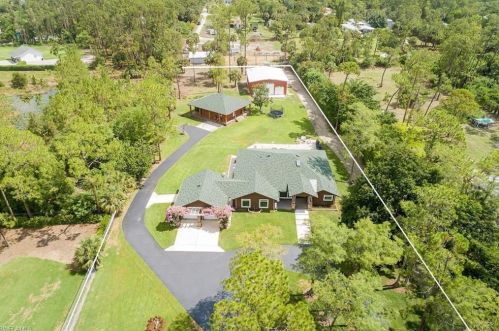 6191 Spanish Oaks Ln, Naples, FL 34119-8602