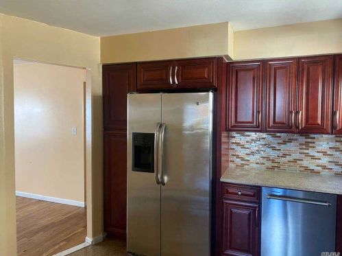 245-46 149th Ave, Jamaica, NY 11422-1123