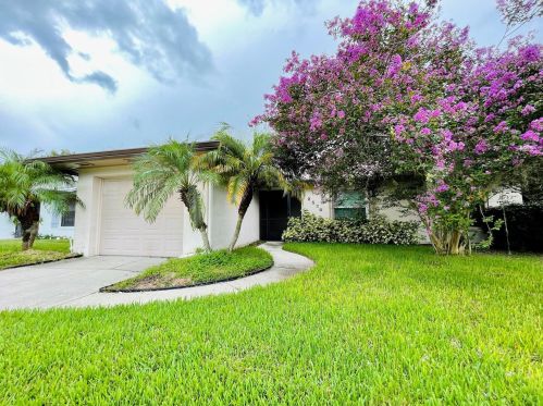 2530 Fabry Cir, Orlando, FL 32817-2757