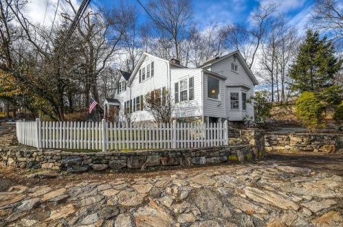 48 Trinity Pass, Stamford, CT 06903-1414