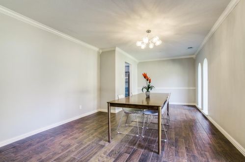 331 Oakcrest Dr, Richardson TX 75080-2520 exterior