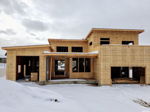 9954 Altamont Dr, Sandy, UT 84092-4241