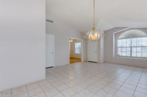 1903 Behrend Dr, Phoenix AZ  85024-1242 exterior