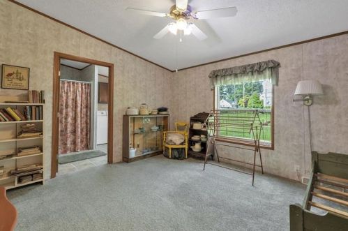 1806 8th St, Beaver Falls PA  15010-2808 exterior