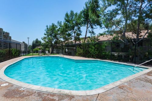 3976 60th St, San Diego, CA 92115-6590