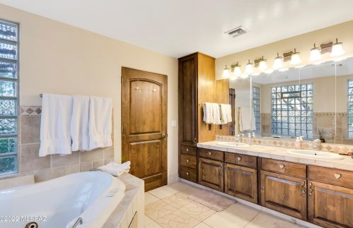 1931 Buck Rdg Pl, Tucson AZ 85737-6010 exterior