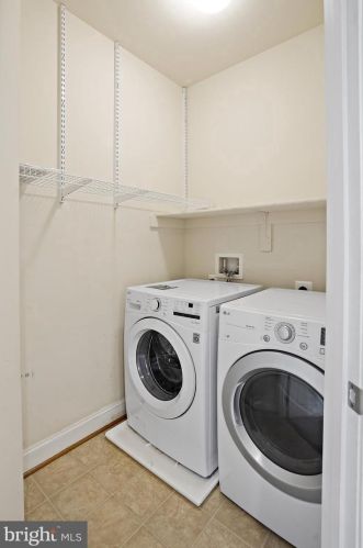 16143 Jordan Crest Ct, Haymarket VA  20169-4943 exterior