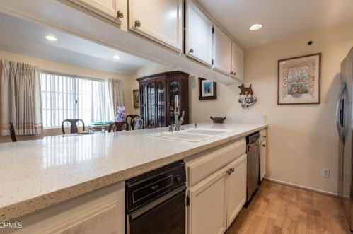 456 Wooley Rd, Oxnard, CA 93030-0072