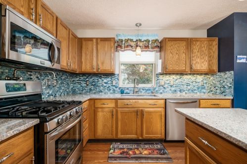 1508 Meadowlark Ln, Marysville OH  43040-8525 exterior