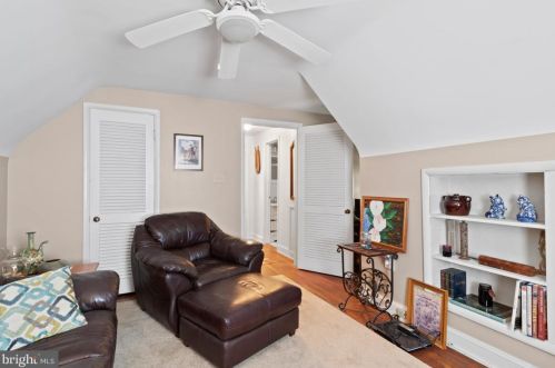 2017 Bethel Rd, Lansdale PA 19446-6054 exterior