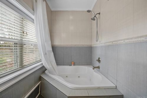 375 Rye Hill Rd, Monroe NY  10950-4511 exterior