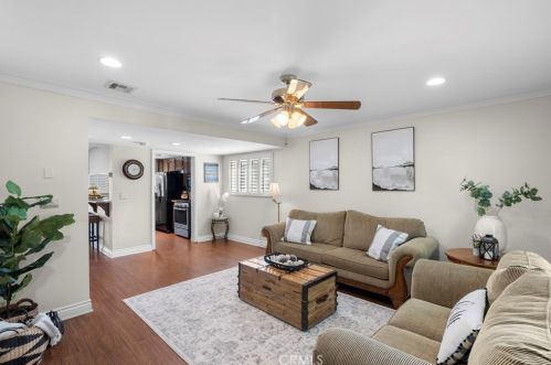 26862 Paseo Terraza, Santa Clarita, CA 91350-2258