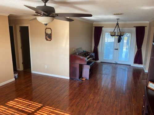 698 Whitemarsh Ave, Deltona, FL 32725-7127