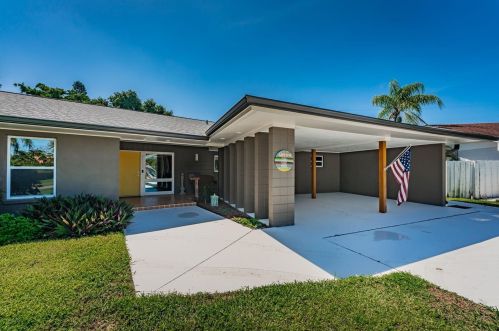 4122 51st Ave, Saint Petersburg, FL 33711-4734