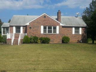 1018 Garden Rd, Vineland, NJ 08360-2090