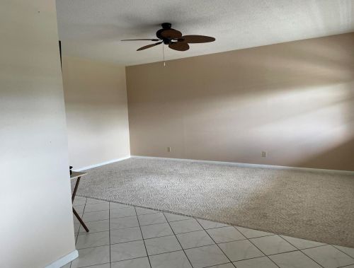 61 Hastings D, West Palm Beach FL  33417-1205 exterior