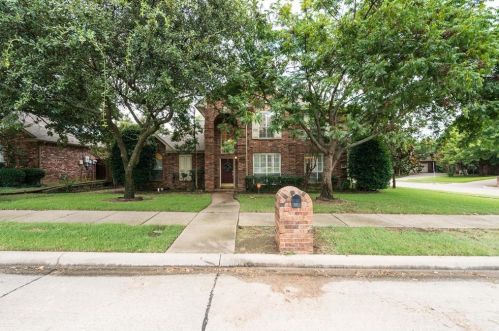 2425 Natchez Trce, Denton, TX 76210-2932
