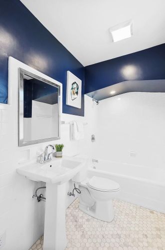 3334 Claramont Ave, Cincinnati OH  45209-1809 exterior