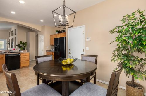 20320 82 Ln, Peoria AZ  85382-5483 exterior