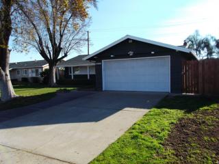 6406 Rushmore Dr, Sacramento, CA 95842-2638