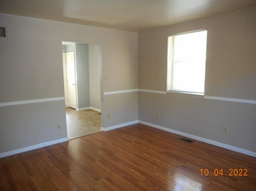 567 Palace Ave, Covington, KY 41018-2134