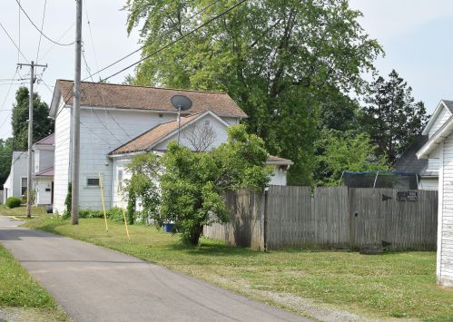 116 Powell Ave, Bellefontaine OH  43311-2160 exterior